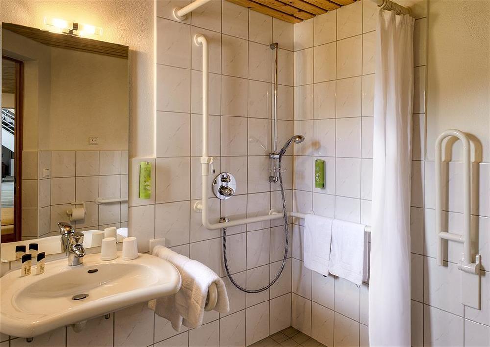 Hohenwart Forum Pforzheim Zimmer foto